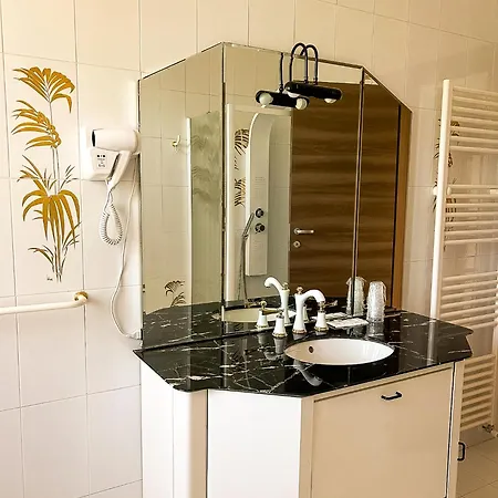 Apartament Le Luci Al Primo Piano Interno 1 *